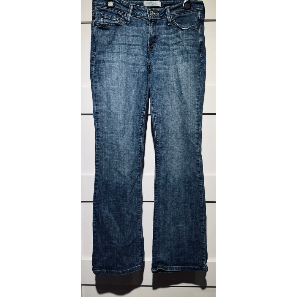 Vintage Levi’s 545 Low Bootcut Button Flap Western Women's Jeans Size 6M